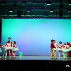 ATTITUDE BALLET esibizione del saggio di fine anno "LO SCHIACCIANOCI "