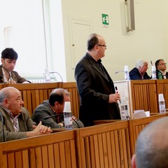 consiglio comunale sul lavoro