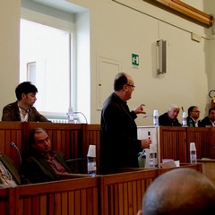 consiglio comunale sul lavoro