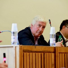consiglio comunale sul lavoro