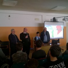 carabinieri scuola