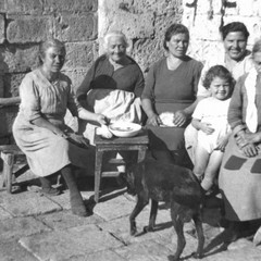 donne in campagna