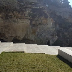 Atti vandalici a San Michele delle Grotte