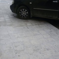 Parcheggi selvaggi a Gravina