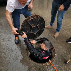 carabinieri salva gattino