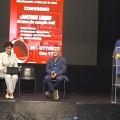 convegno abitare liberi