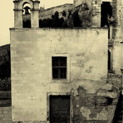 La facciata della chiesa in una foto depoca