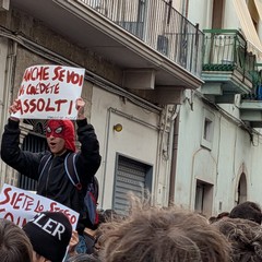 manifestazione studenti 301026