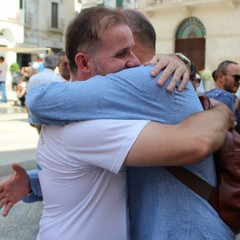 marcia abbracci Domenico Giacomobello dona un abbraccio