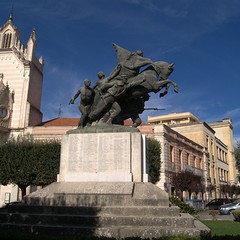 “Passeggiando con la storia” - monumento ai caduti