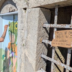 porte chiuse -street art