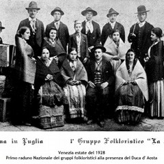 passeggiando con la storia- gruppo folk la zita