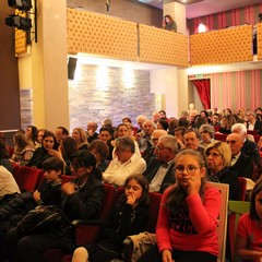 Spettacolo "Una mano dal cielo" al Teatro Vida