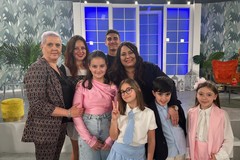 Giovanissimi cantanti in tv