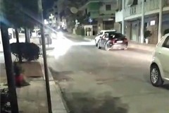 Gravina: tentano furto d'auto, messi in fuga dalla Ps