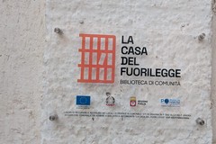 La Biblioteca del Fuorilegge apre il dialogo con la comunità