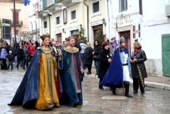 Domenica 17 aprile ore 16.00 Gravina si veste di Medioevo