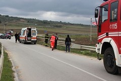 Macchina fuori strada, deceduto il conducente