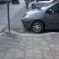 Gravina, la giungla del parcheggio selvaggio