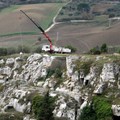 Un camion sul bel vedere di strada Santo Stefano