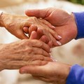 Buoni servizi a ciclo diurno e domiciliari per anziani e persone con disabilità