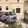 Pulmino Fiat 900T anni '80, a spasso con la storia per vivere il presente