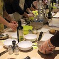 All'Olive Oil Bar Raguso, laboratori e corsi di cucina per il gusto di cucinare divertendosi