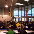 Covid: centro vaccinale troppo affollato