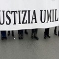 Avvocati in piazza contro il Governo