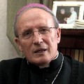 Mons. Mario Paciello urla contro lo stupro della tredicenne