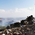 Vasto incendio in contrada Pantano