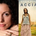 Silvia Avallone presenta questa sera il libro “Acciaio”