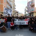 Studenti in piazza per l’edilizia scolastica e contro i tagli all’istruzione