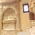 Nella Chiesa di Santa Sofia, il maestoso mausoleo della duchessa Angela Castriota Scanderbeg