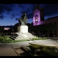 Fiocchetto lilla, si illumina la torre orologio