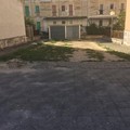Abuso di suolo pubblico in via Domenico Nardone, la denuncia di Gravina 5 Stelle