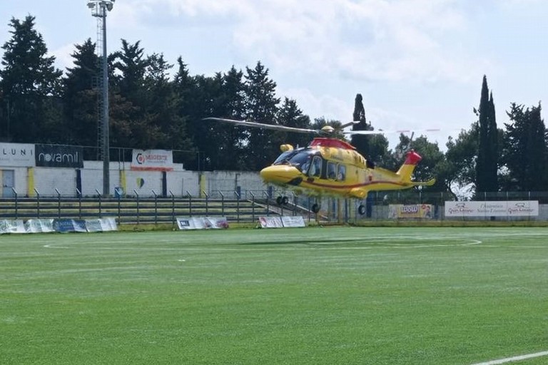 elisoccorso presso stadio vicino