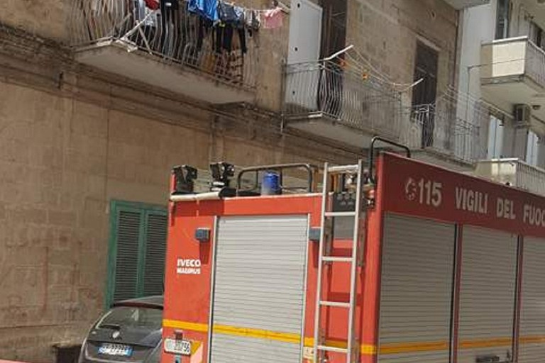 incendio palazzina via tripoli