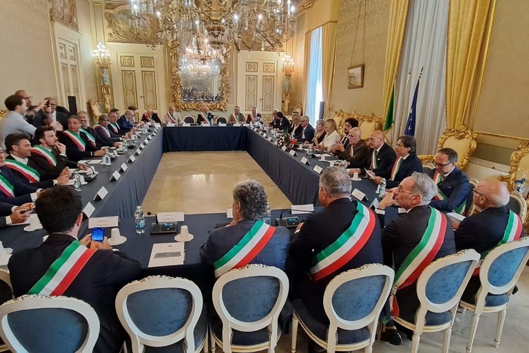 incontro prefettura.jpg