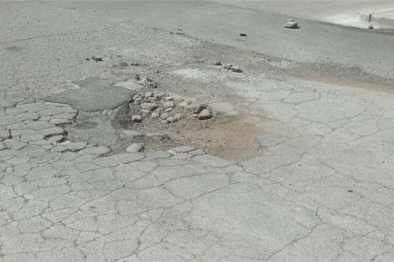 ireport strada dissestata