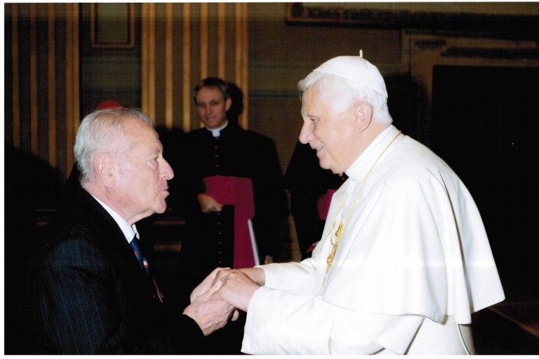 Langiulli con papa Benedetto XVI