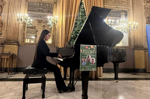 La pianista Anna Carone trionfa al Circolo Unione di Bari