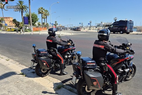 Carabinieri, Controlli sui monopattini