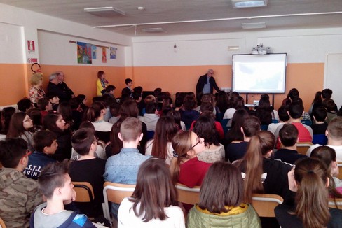 incontro scuola carabinieri