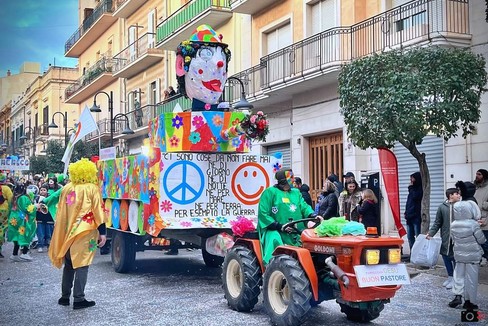 Carnevale, appuntamento con i carri allegorici