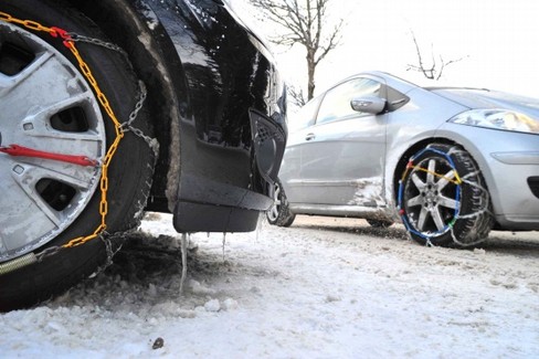 Obbligo di catene e penumatici speciali in caso di neve