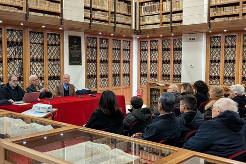 Alla Biblioteca Finia riflettori sulla storia della stampa