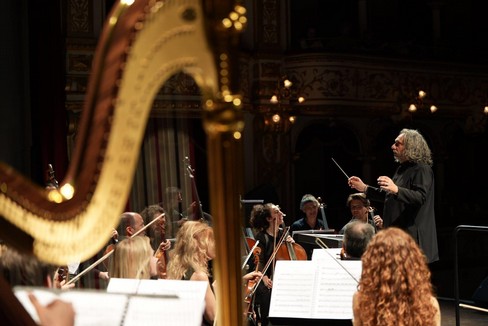 Il Gravinese Desiante dirige il concerto dell’Epifania del Petruzzelli