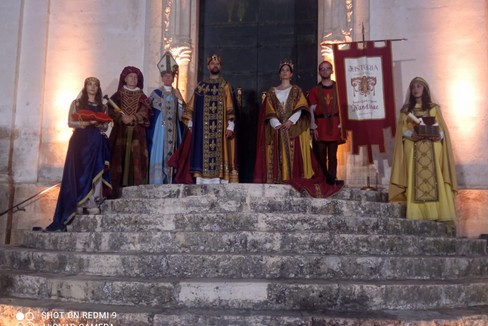 Ad Historia è tempo del cerimoniale Angioino