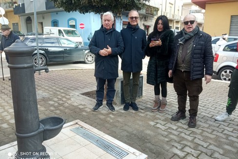 Inaugurato fontanino largo Giulianello